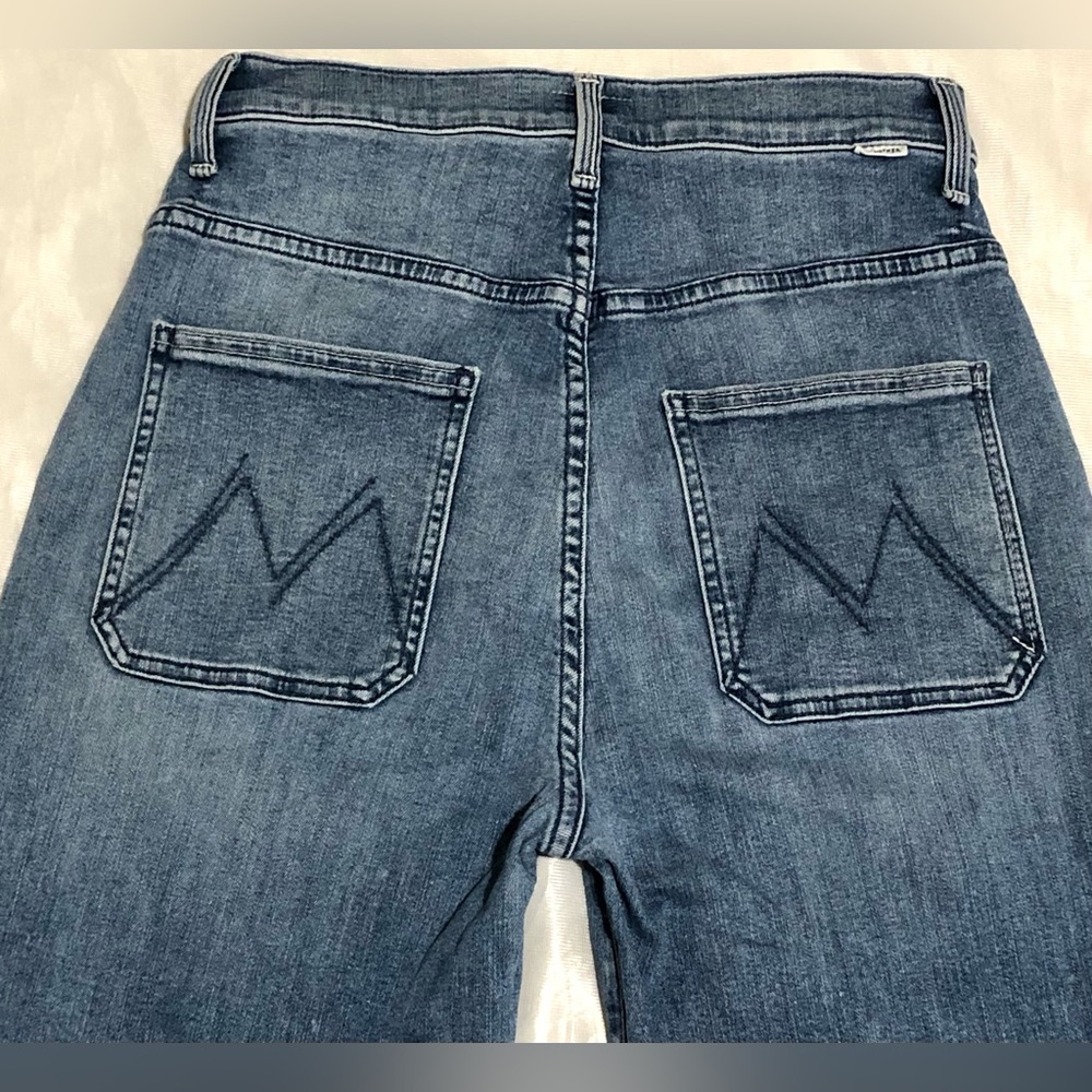 MOTHER Wrapper Blue Jeans - Picture 2 of 10